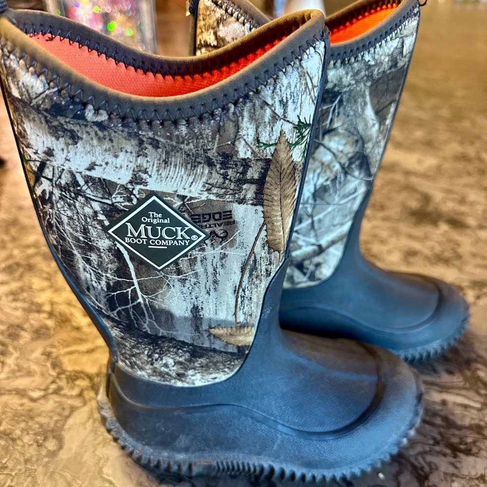 Muck Boots- Toddler C10- USED- CAMO- Non Smoking Home